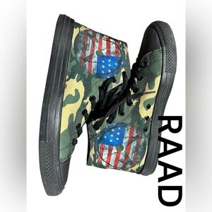 Raad Shop Workout Gym Shoe Size Men’s  10.5 /Women’s 12 
High Top Canvas